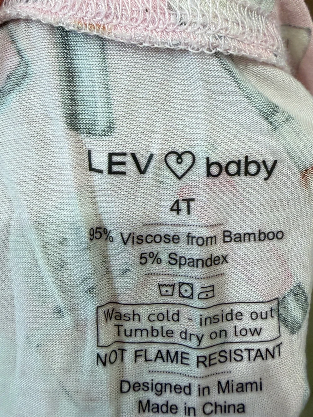 Lev Baby toddler Girls' Pink Makeup Print Pajama Set, size 4T